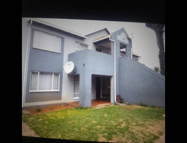 1 BEDROOM APARTMENT FOR SALE IN GERMISTON SOUTH